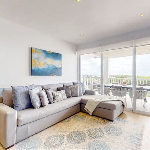 Blue House 305 - Image 1