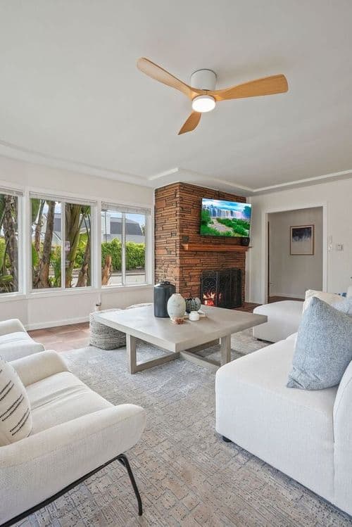 Seabreeze Hideaway - Image 2