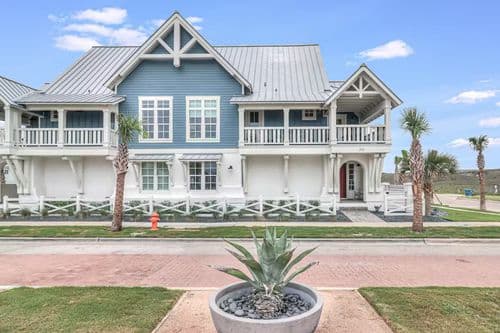 Beachfront Bliss - Image 1