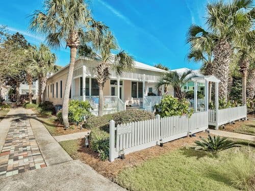Garden Cottage - Image 1