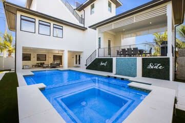 Surf-Side Beach House - Image 2