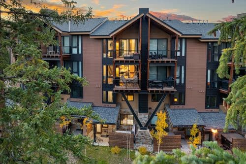 Arrow Luxury Creekside #236 - Image 1