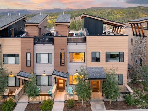 Arrow Luxury Rooftop #268 - Image 1