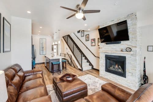 Arrow Luxury Rooftop #268 - Image 2