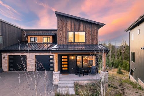 Ascent Mountain Villa - Image 2