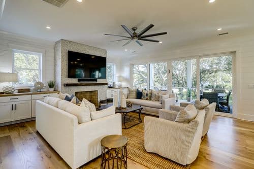 39th Avenue Villa - Image 2