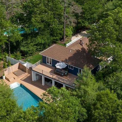 Beachwood Cove - Image 1