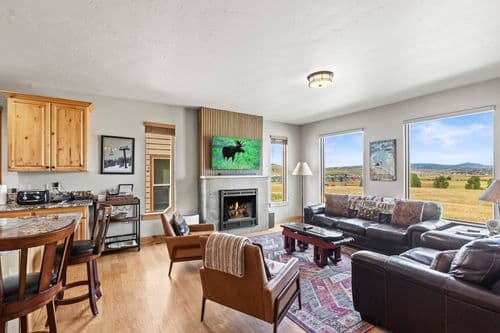 Bear Hollow Village #5639 - Image 2