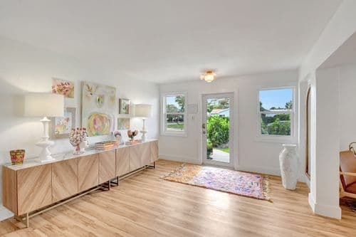 Begonia Cottage - Image 2
