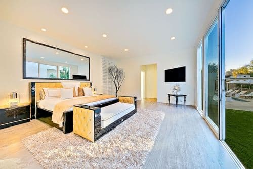 Beverly Hills Luxury Modern Palace - Image 2