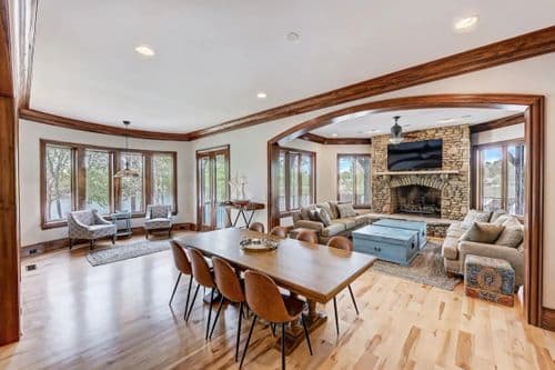 Sunset Shores Grand House - Image 2