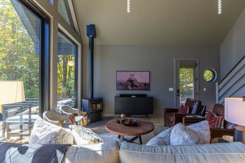 Big Bear Escape - Image 2