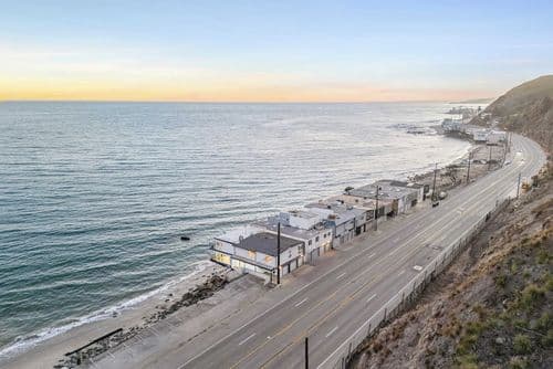 Big Rock Beach Retreat - Image 32