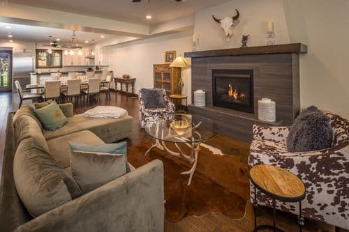 Western Luxe Delight - Image 2
