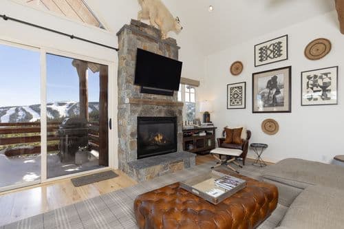 Mountain Modern Chalet - Image 2