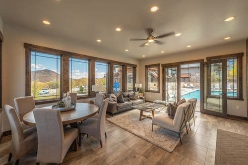 Blackstone Residences #306 - Image 20