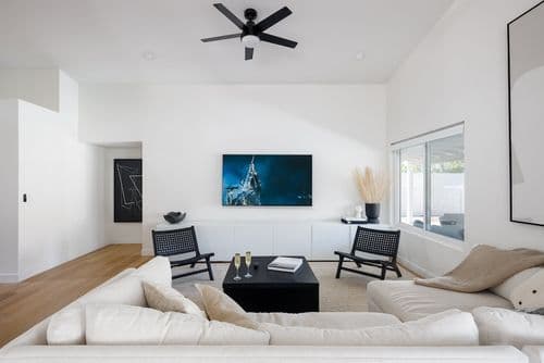 Bohemian Resort - Image 2