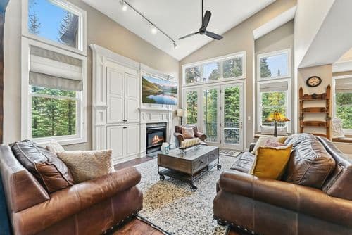 Peak 8 Lodge - Image 1