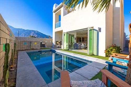 Breathtaking Architectural Jewel - Image 1