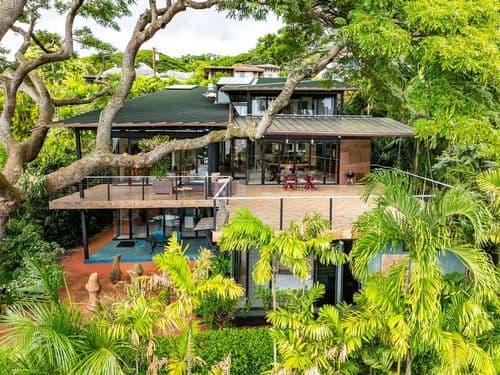 Tantalus Glass Home - Image 1