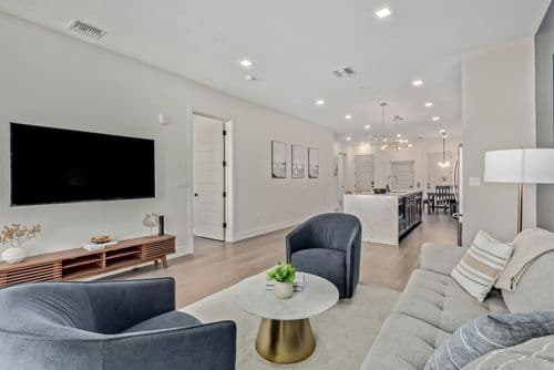 City View Lux Penthouse - Image 2