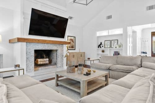 Heritage House - Image 2