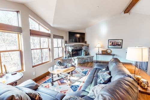 Luxury Mountain Townhome - Image 1