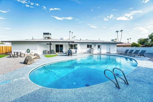 Old Scottsdale Retreat - Image 1