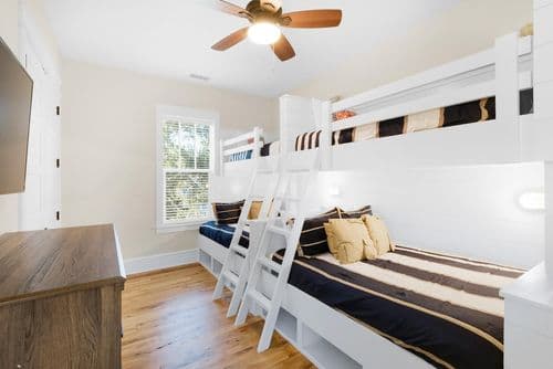 Calm Breeze Cottage - Image 2