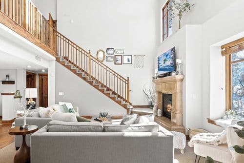 Calming Canyons Penthouse - Image 2