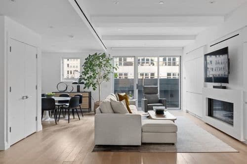 Madison Place - Image 1