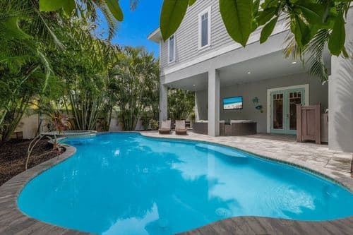 Seaside Haven - Image 1
