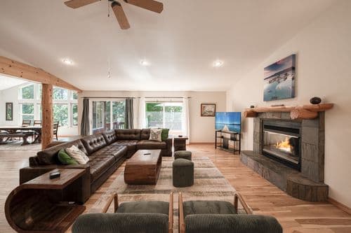 Emerald Lodge at Tahoe Park - Image 1