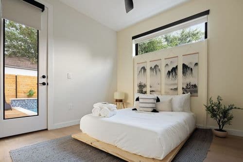 East Austin House - Image 2