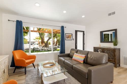 Desert Hideaway Palm Springs - Image 2
