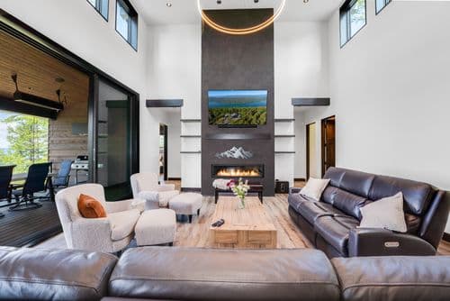 Lake Mountain Hideaway - Image 2