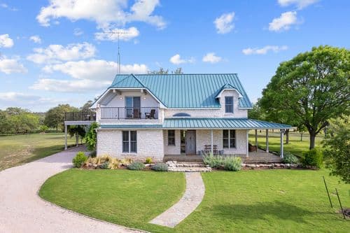 Foxtrot Farm - Main House - Image 2
