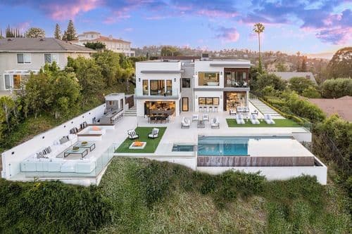 Gayle Villa - Image 1