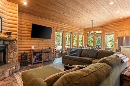 Snow Cloud Villa - Image 2