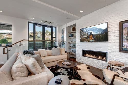Parkite Condo #20 - Image 1
