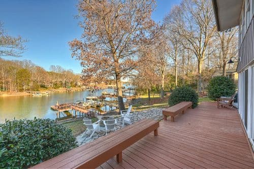 Dock Days - Image 2