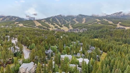 Peak 8 Lodge - Image 32