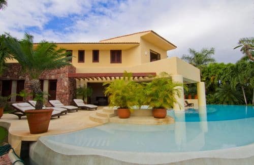 Casa Alamanda - Image 1