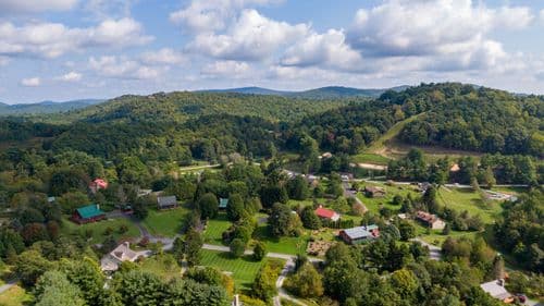 Horse Valley Lodge - Image 33
