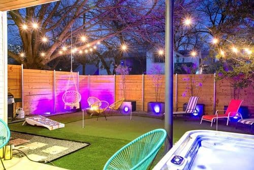 Hot Tub Club Retreat - Image 30