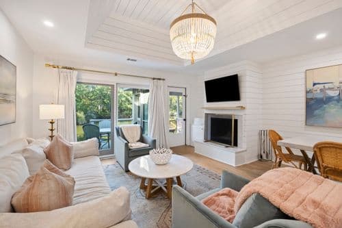 Greenslake Cottage - Image 1