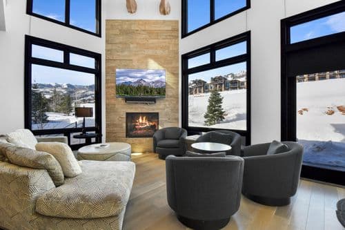 Juniper Residences #403 - Image 1