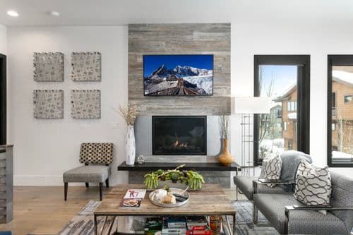 Juniper Residences #901 - Image 2