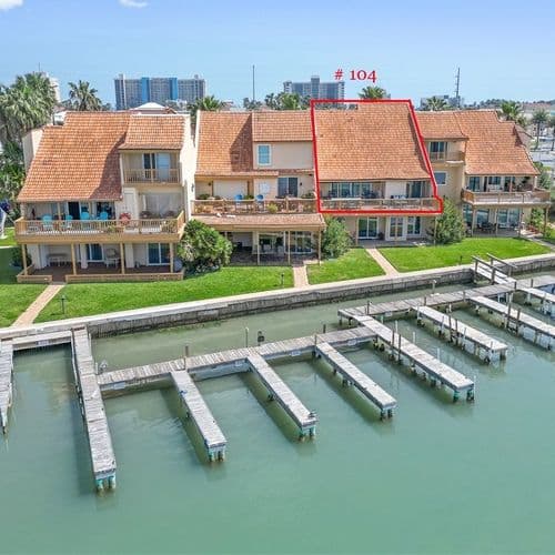 Casa Laguna Residence - Image 1