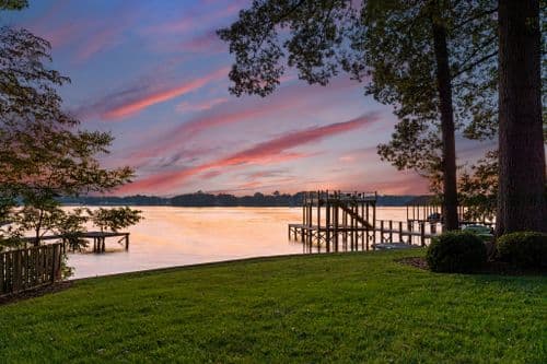 Lakefront Living - Image 63